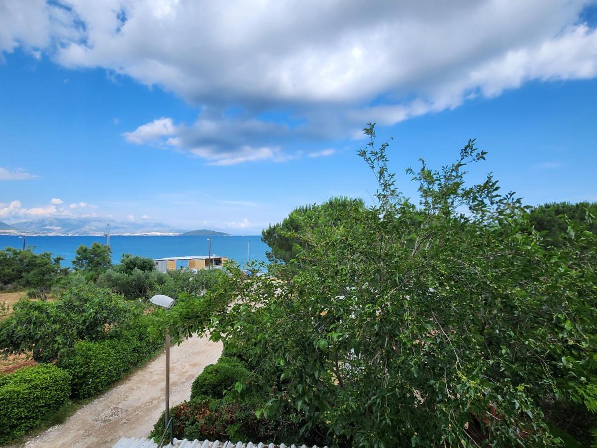 Airport Split Apartment Kastel Stafilic Ngoại thất bức ảnh
