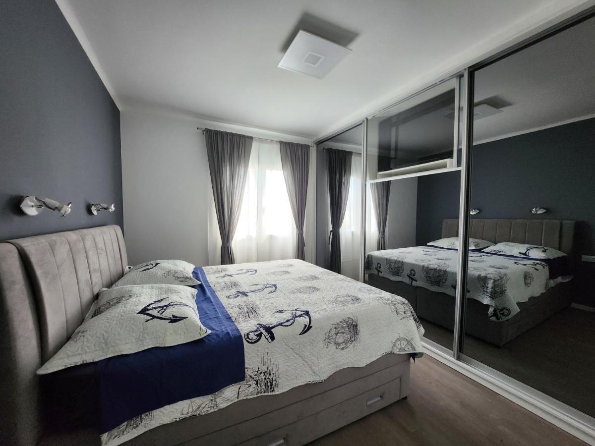 Airport Split Apartment Kastel Stafilic Ngoại thất bức ảnh