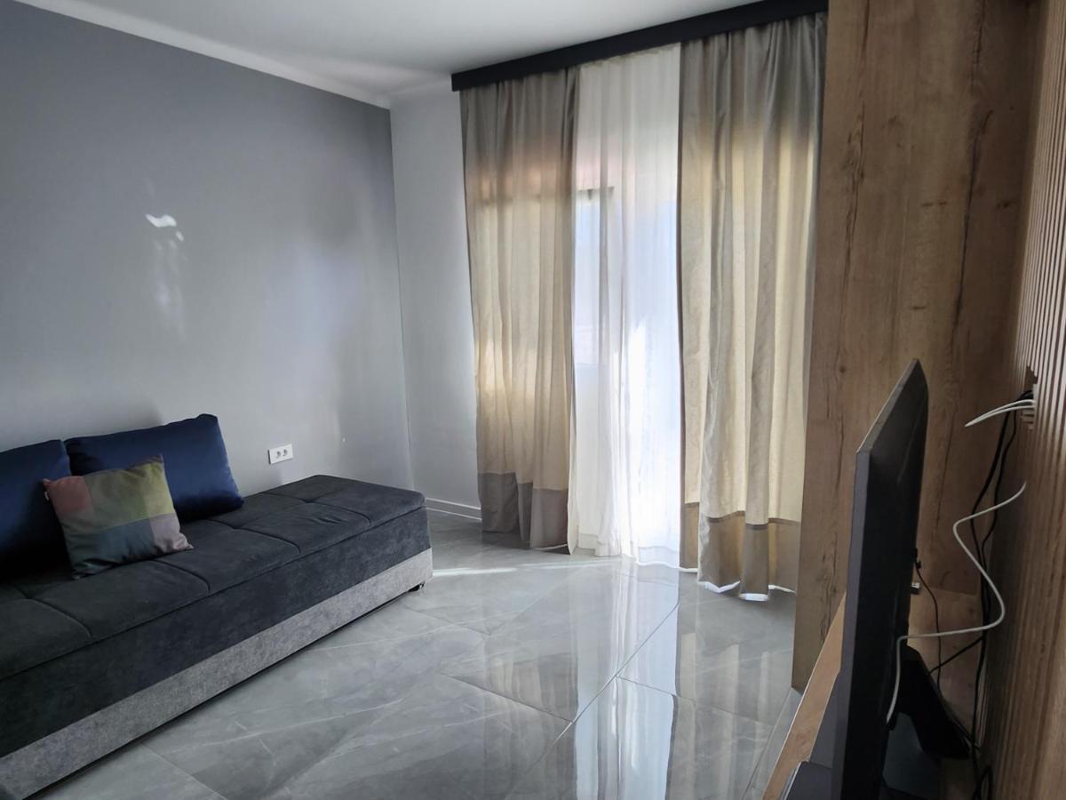 Airport Split Apartment Kastel Stafilic Ngoại thất bức ảnh